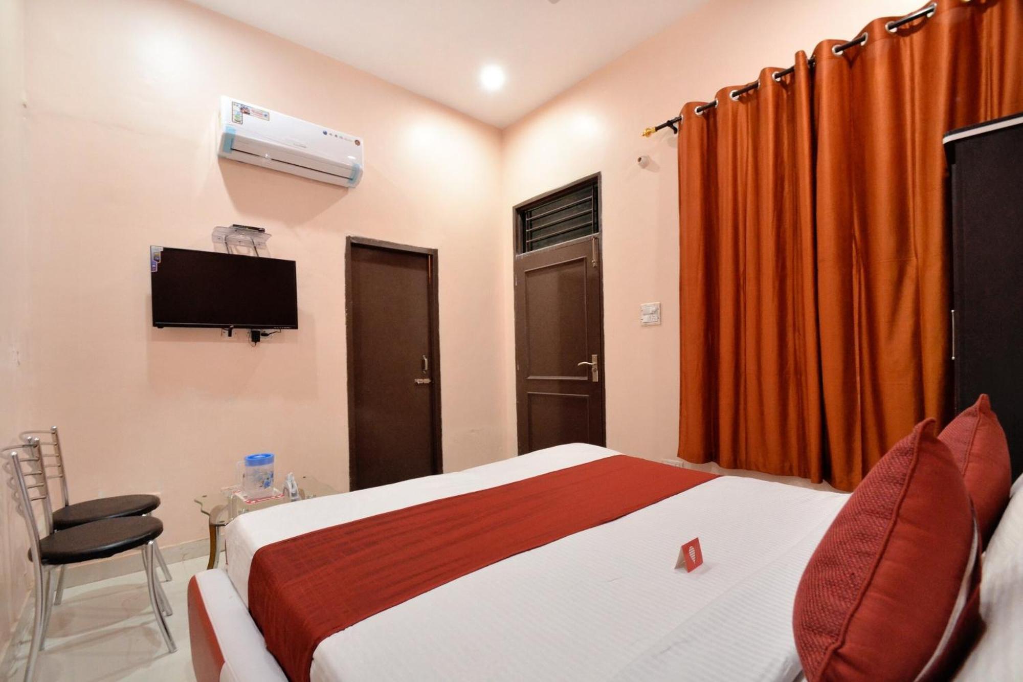 Hotel O Galaxy Nayagaon Buitenkant foto