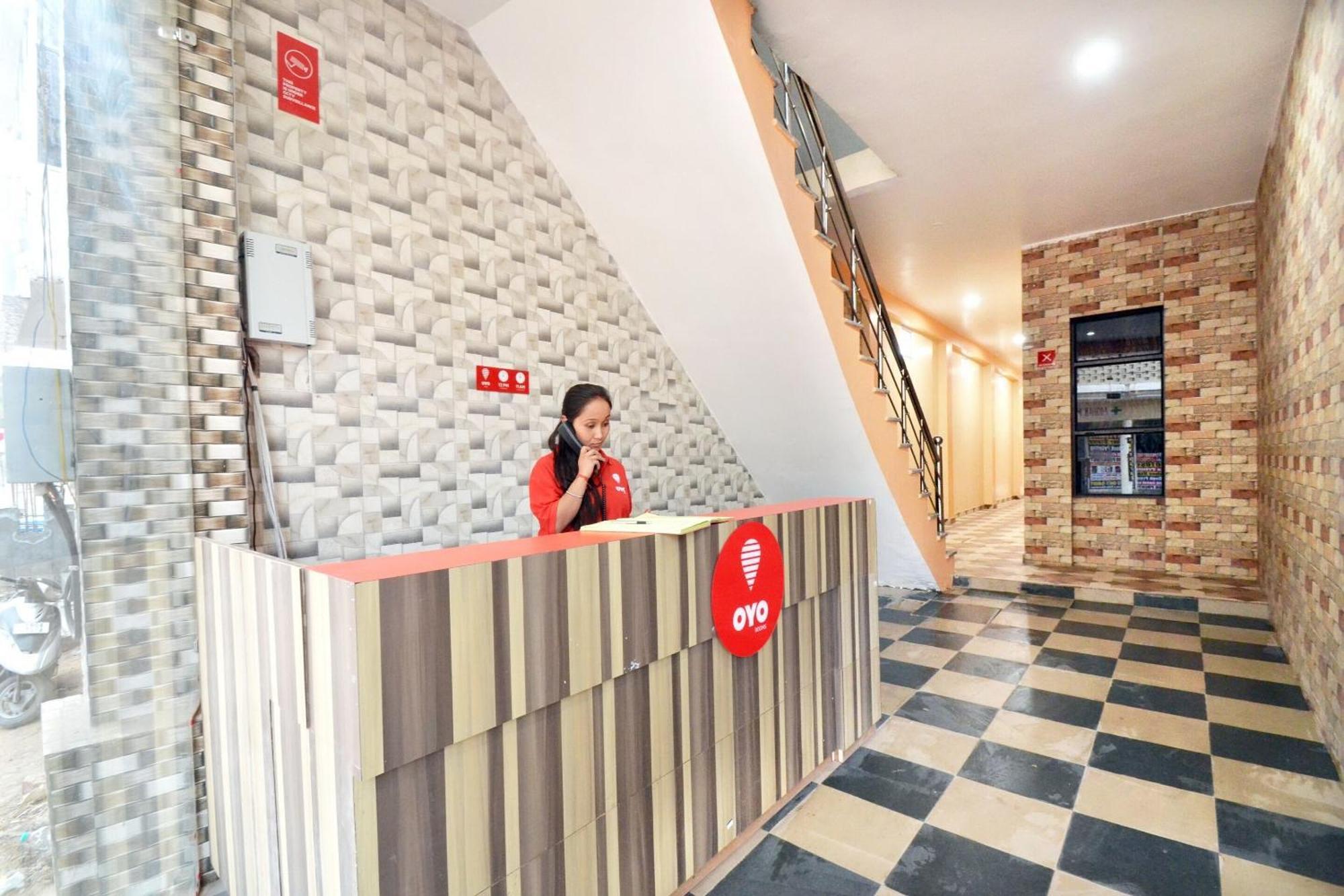 Hotel O Galaxy Nayagaon Buitenkant foto