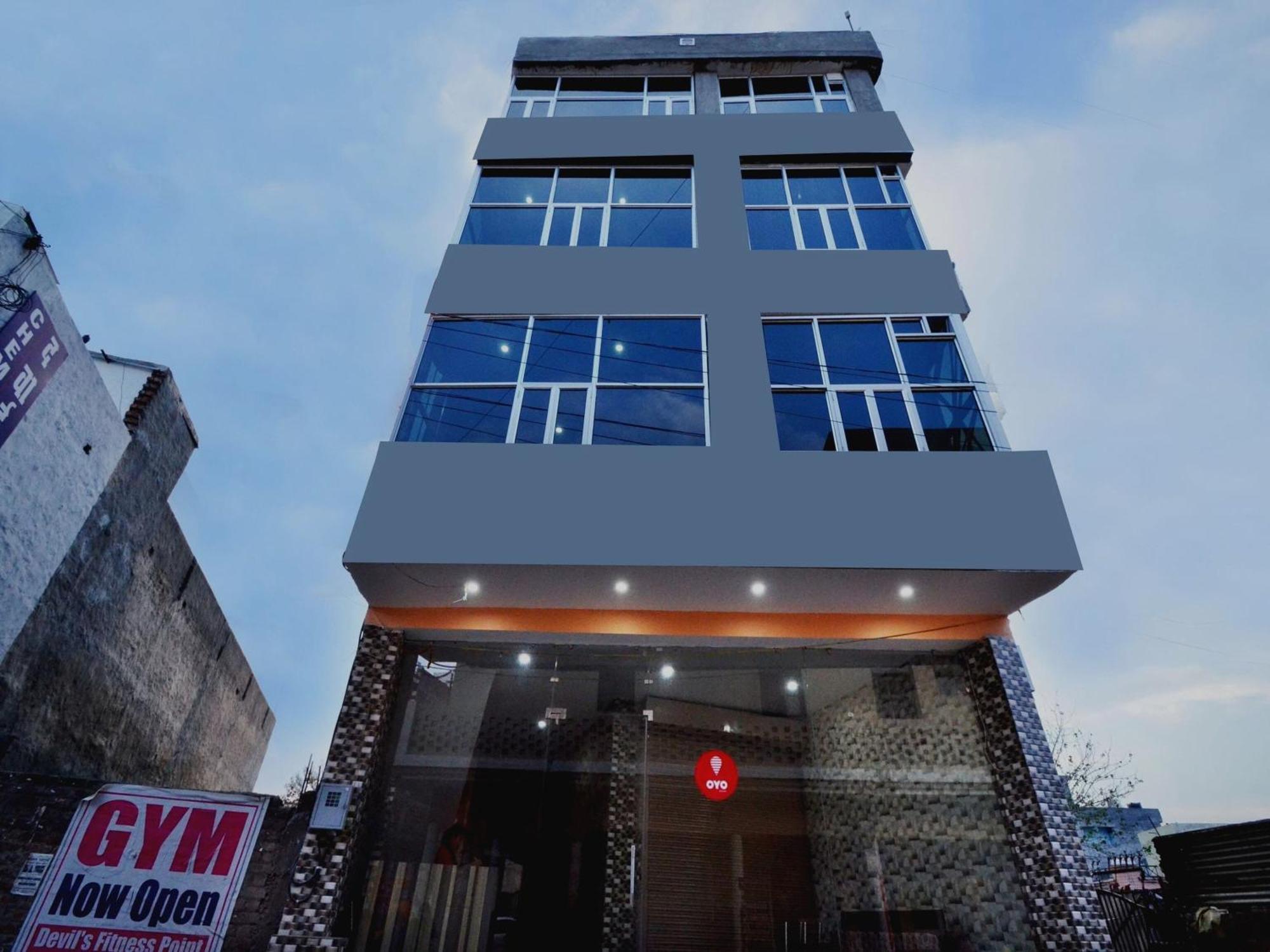 Hotel O Galaxy Nayagaon Buitenkant foto