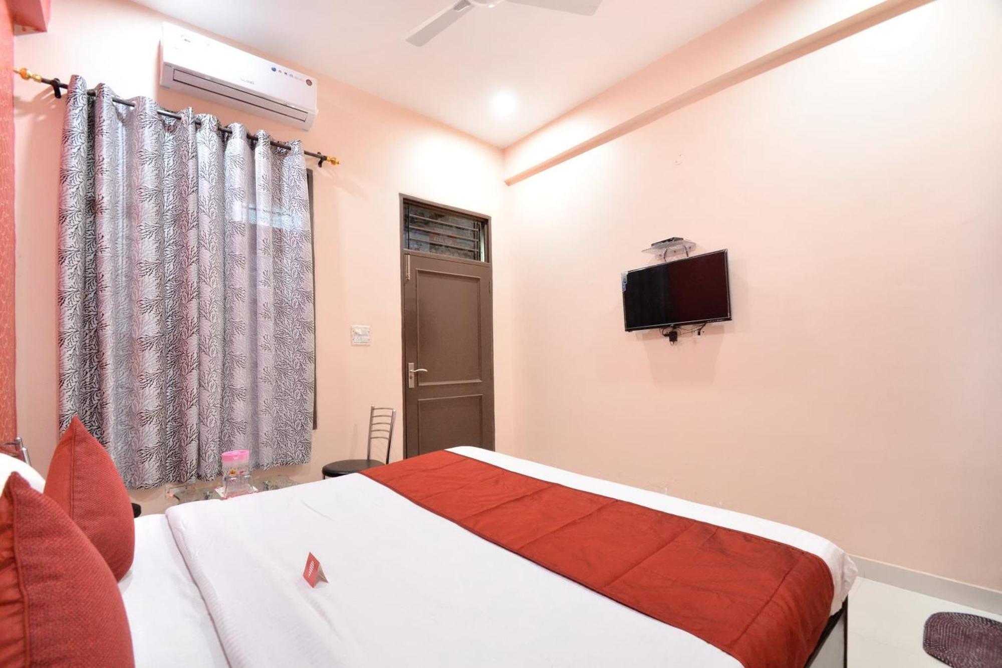 Hotel O Galaxy Nayagaon Buitenkant foto