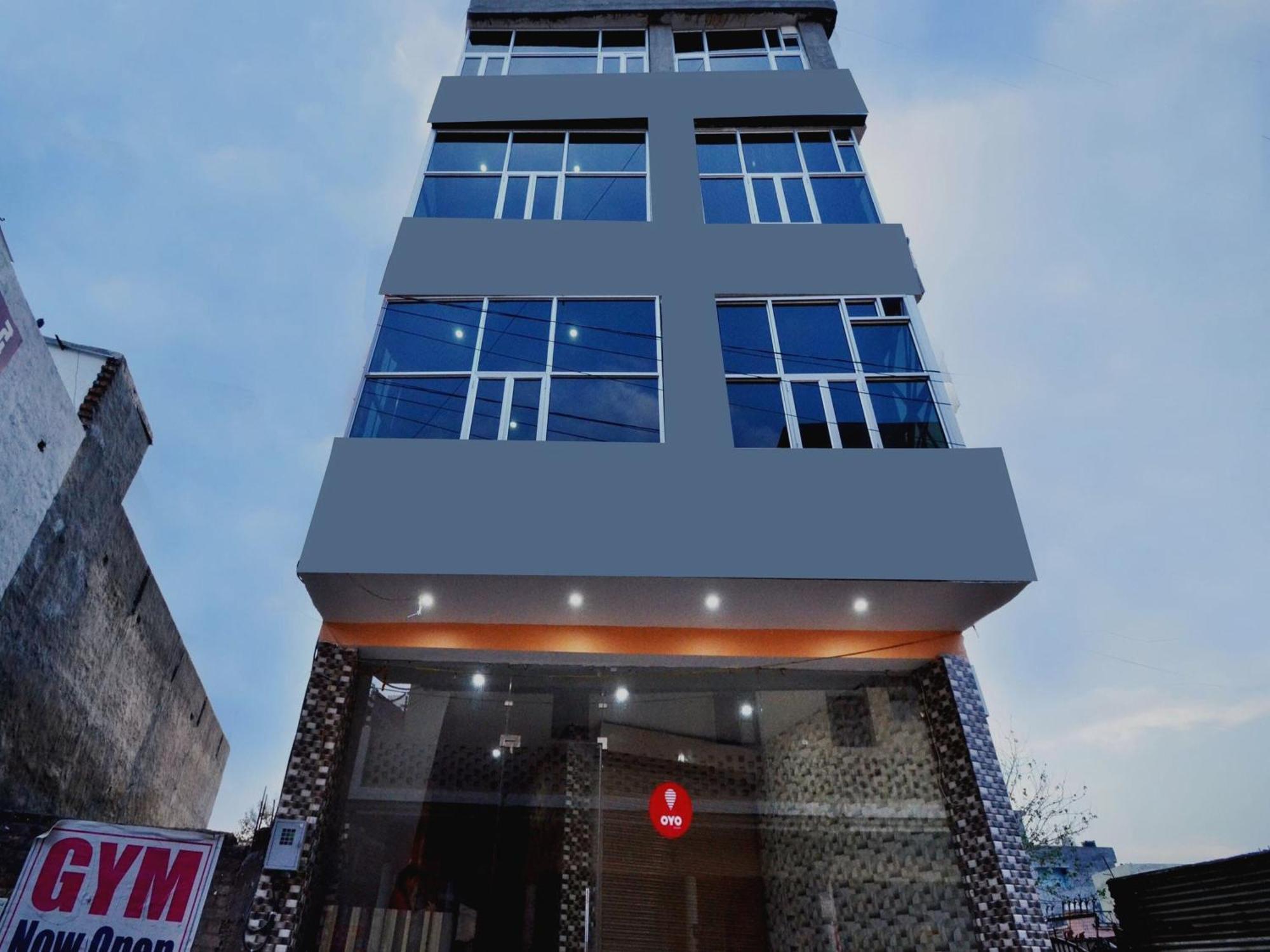 Hotel O Galaxy Nayagaon Buitenkant foto